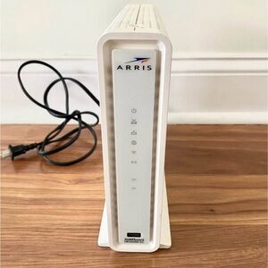 ARRIS SURFboard SBG6900-AC Modem Router Wifi Internet with Power Cable.
